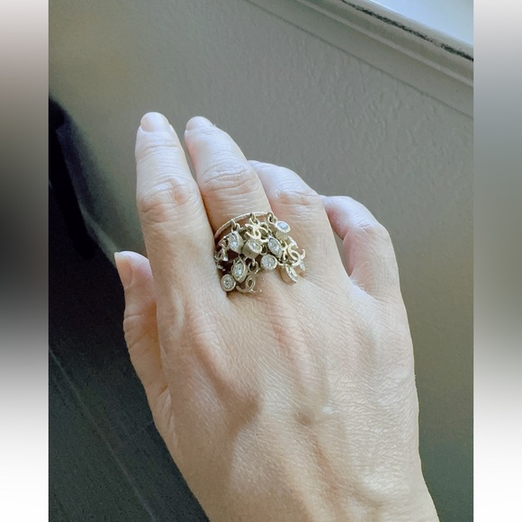 Chanel Ring - Picture 4 of 16